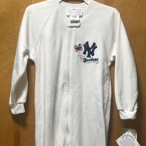 MLB Genuine Merchandise NY Yankees Toddler Sleeper